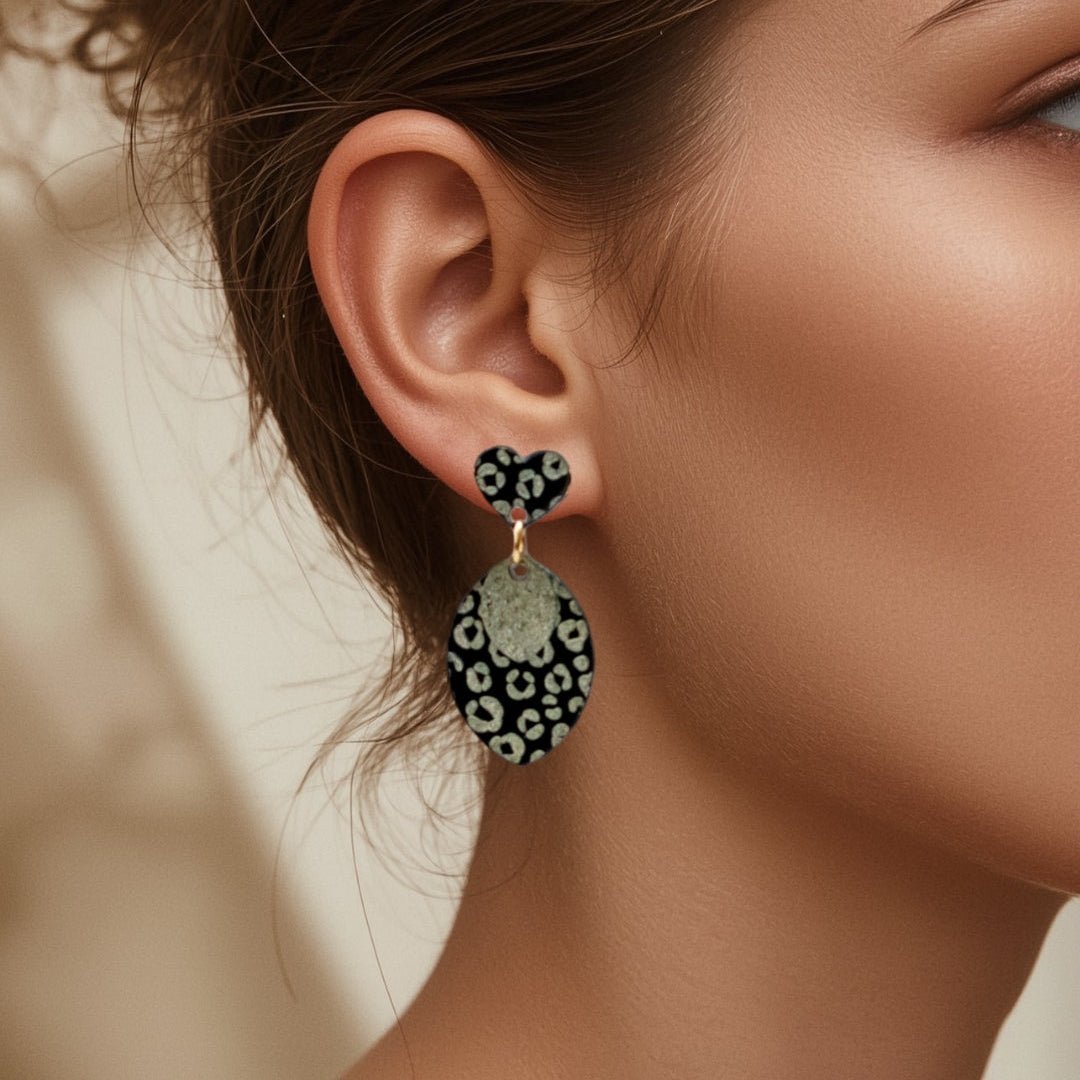 Maya · Luipaard Oorbellen · Metallic Gouden Gravure